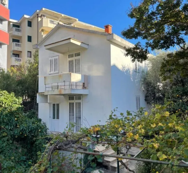Sale, house, 140m², Petrovac, Budva