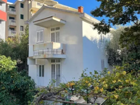 Sale, house, 140m², Petrovac, Budva - image 1