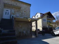 Prodaja, kuća, 180m², Zlatica, Podgorica - image 1