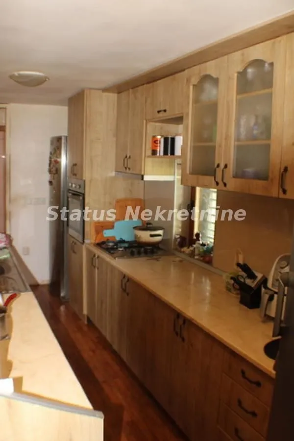 Prodaja, kuća, 153m², Petrovaradin, Novi Sad
