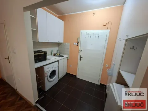 Prodaja, garsonjera, 19m², Podbara, Novi Sad Sve Podlokacije - image 3