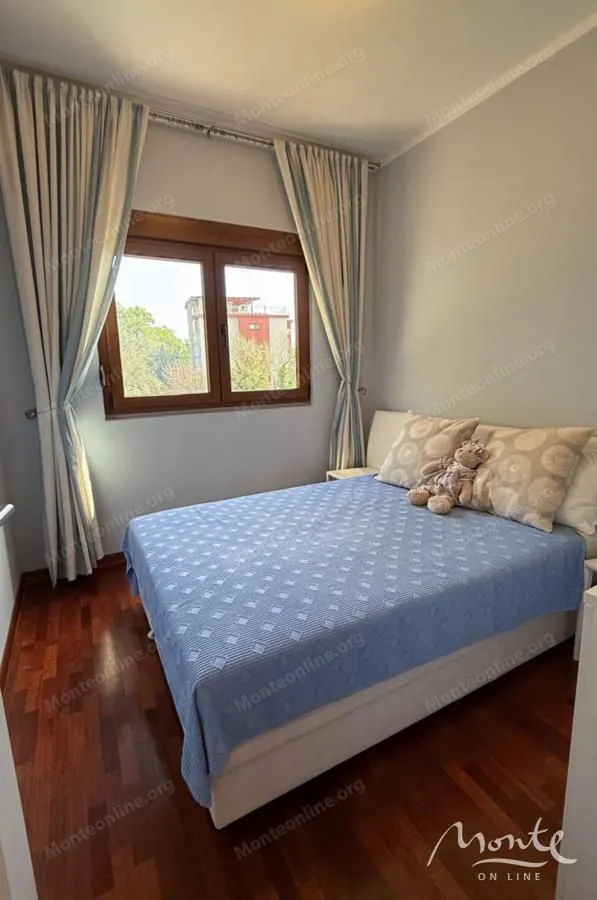 Sale, two bedroom apartment, 61m², Petrovac, Budva