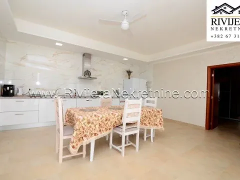 Prodaja, trosoban stan, 213m², Topla, Herceg Novi - image 6