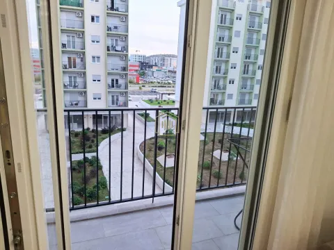 Rent, one bedroom apartment, 40m², Pobrežje, Podgorica - image 10