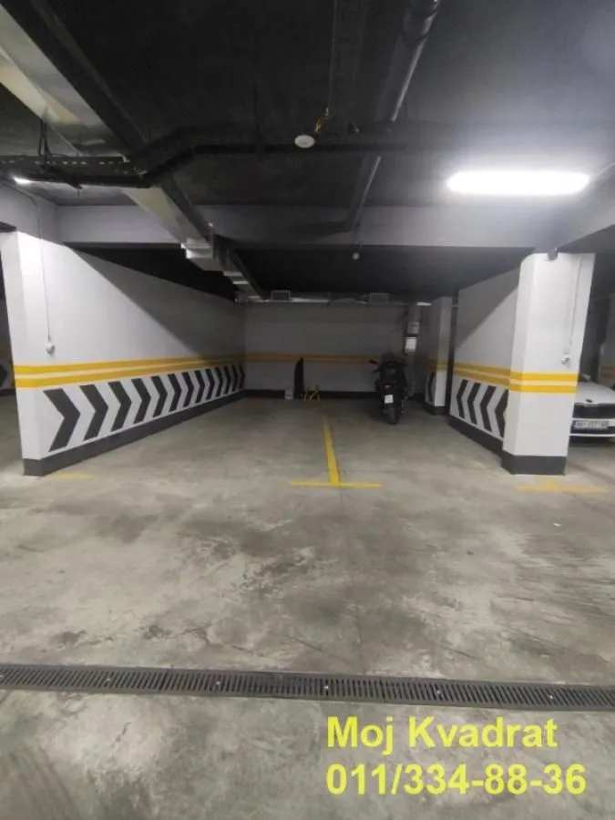 Prodaja, stan, 193m², Južni Bulevar, Vračar Sve Podlokacije