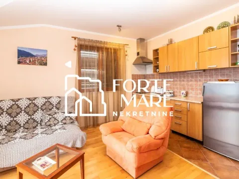 Sale, one bedroom apartment, 40m², Baošići, Herceg Novi - image 2