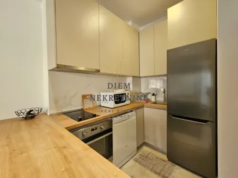 Izdavanje, jednosoban stan, 43m², Centar, Bar - image 7