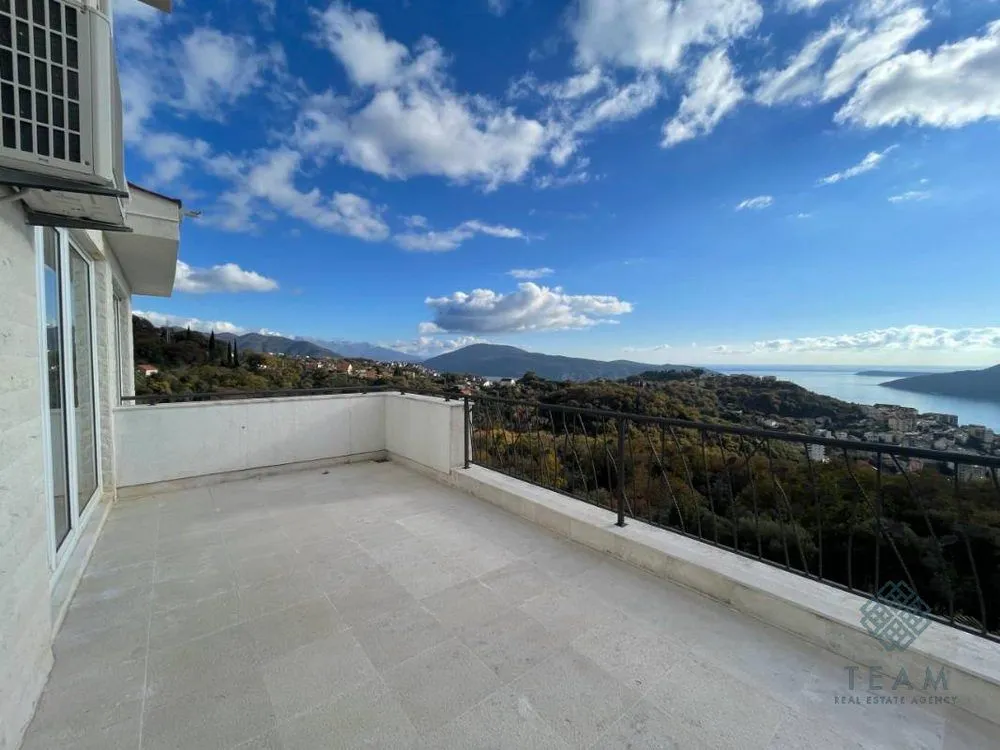 Prodaja, dvosoban stan, 156m², Topla, Herceg Novi