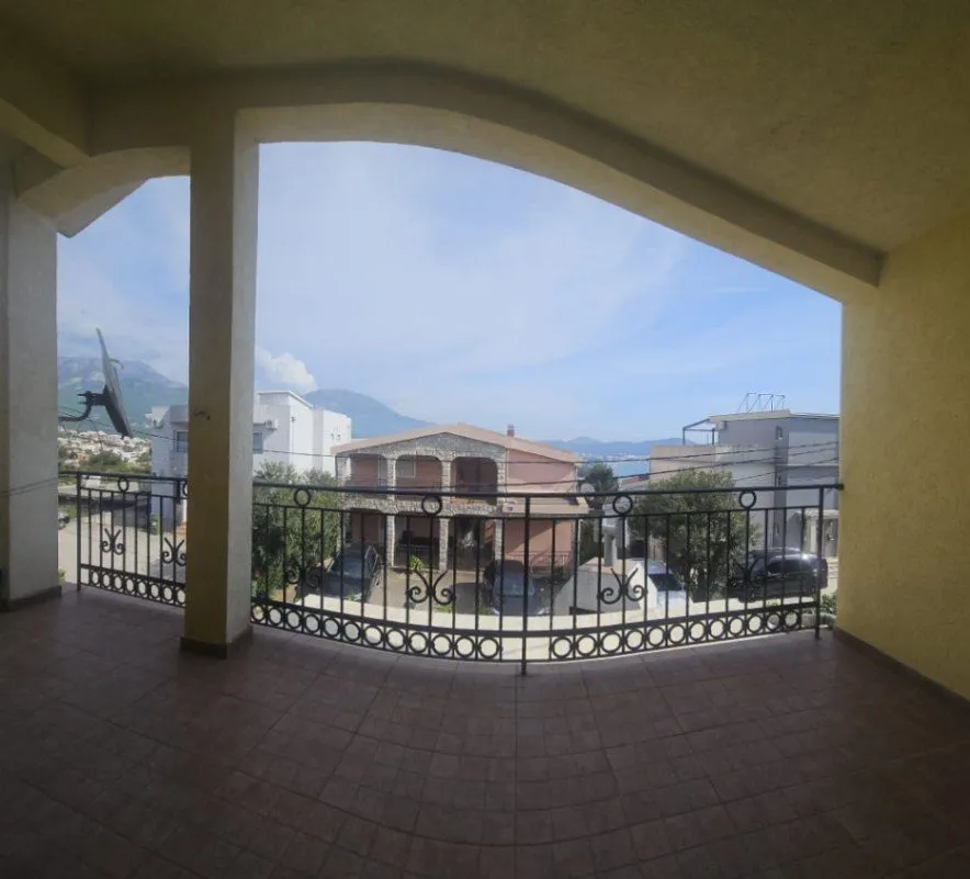 Prodaja, kuća, 130m², Šušanj, Bar