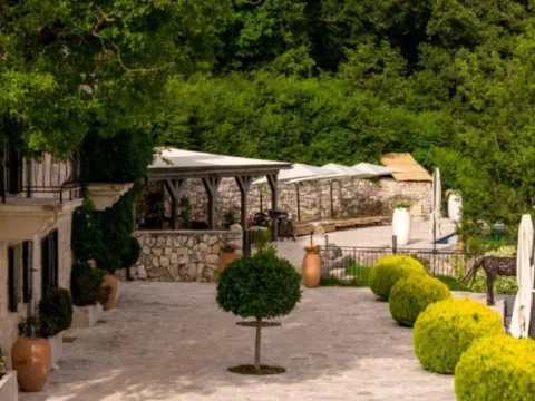 Stan-na-dan, kuća, 400m², Pobori, Budva - image 7