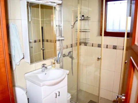 Prodaja, kuća, 217m², Budva okolina, Budva - image 2