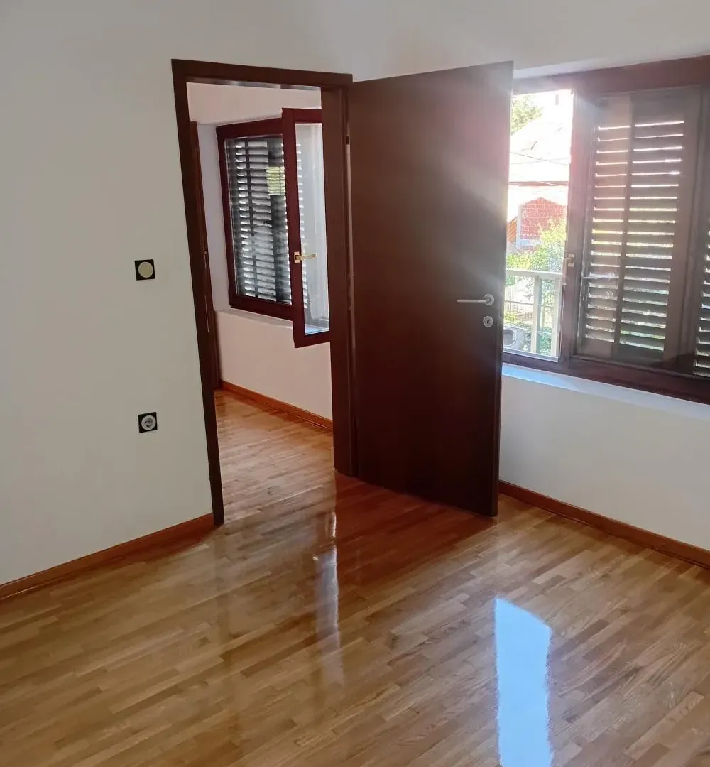 Prodaja, trosoban stan, 65m², Mali Mokri Lug, Zvezdara Sve Podlokacije