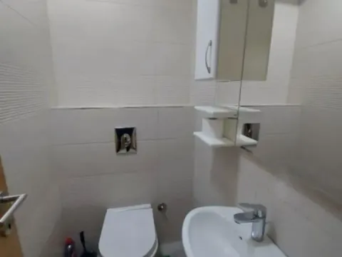 Rent, one bedroom apartment, 65m², Pobrežje, Podgorica - image 9