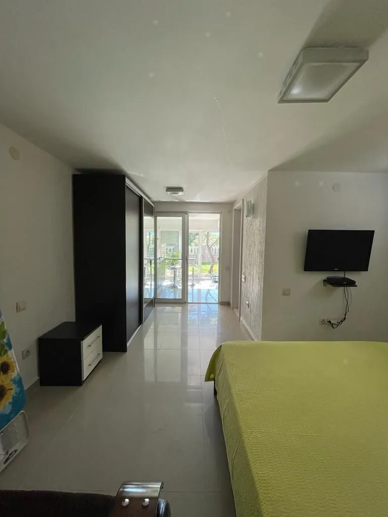 Prodaja, kuća, 350m², Baošići, Herceg Novi