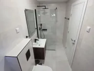 Stan-na-dan, jednosoban stan, 42m², Bečići, Budva - image 11