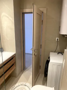 Izdavanje, jednosoban stan, 64m², Centar, Tivat - image 6
