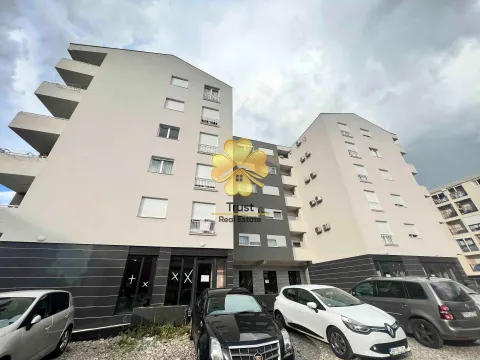 Izdavanje, jednosoban stan, 50m², Ljubović, Podgorica - image 10