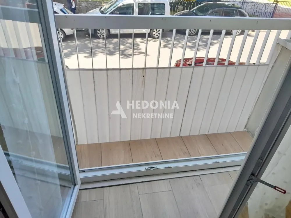 Prodaja, stan, 28m², Zemun Sve Podlokacije, Beograd