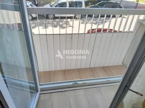 Sale, apartment, 28m², Zemun Sve Podlokacije, Beograd - image 3