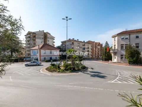 Prodaja, dvosoban stan, 103m², Tivat, Crna Gora - image 25