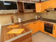 Izdavanje, dvosoban stan, 90m², Buljarica, Budva - image 2