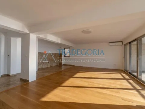 Prodaja, trosoban stan, 160m², Pržno, Budva - image 19