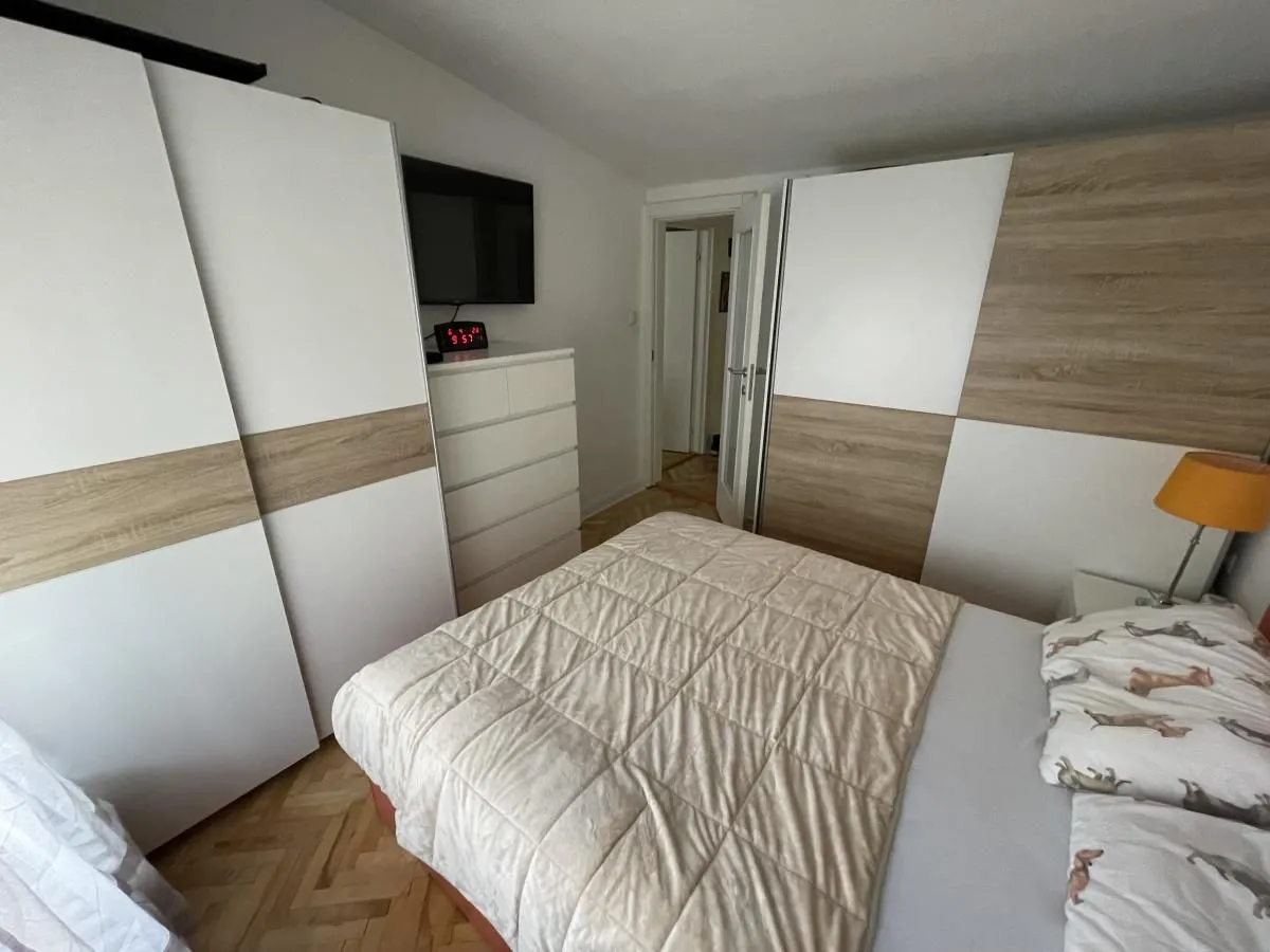 Prodaja, trosoban stan, 95m², Centar, Novi Sad