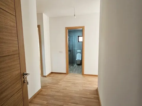 Prodaja, dvosoban stan, 64m², Bečići, Budva - image 2