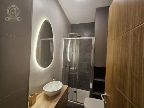 Izdavanje, četvorosoban stan, 133m², Sajmište, Novi Sad - image 12