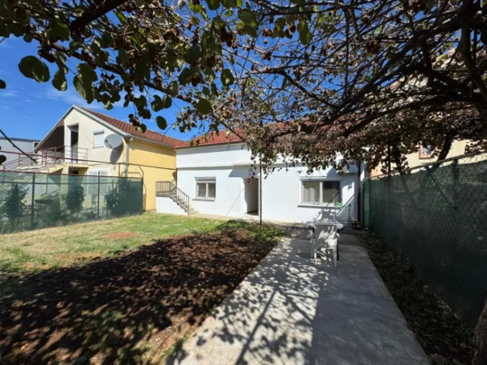 Rent, house, 80m², Dalmatinska ulica, Podgorica