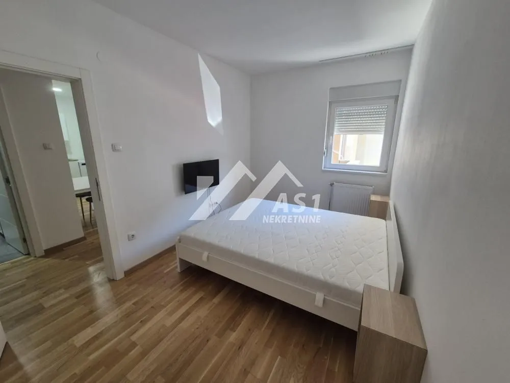 Izdavanje, dvosoban stan, 50m², Novi Majur, Petrovaradin