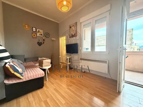 Prodaja, trosoban stan, 70m², Centar, Podgorica - image 2