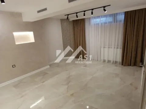 Izdavanje, poslovni prostor, 82m², Sajam, Novi Sad Sve Podlokacije - image 6