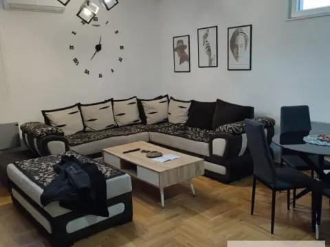 Stan in Zemun Sve Podlokacije