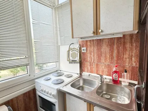 Izdavanje, dvosoban stan, 60m², Preko Morače, Podgorica - image 8