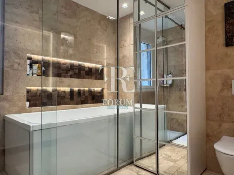 Prodaja, trosoban stan, 122m², Centar, Podgorica - image 11