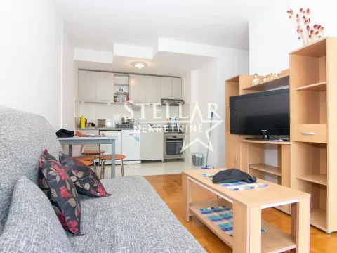 Rent, one bedroom apartment, 36m², 1 maj, Podgorica - image 3