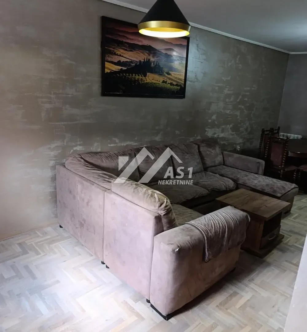 Prodaja, trosoban stan, 76m², Detelinara, Novi Sad Sve Podlokacije