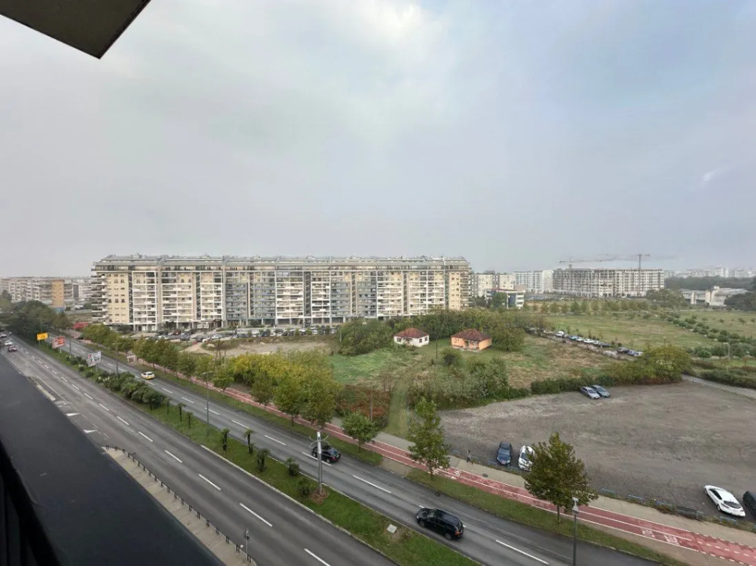 Prodaja, trosoban stan, 130m², Preko Morače, Podgorica