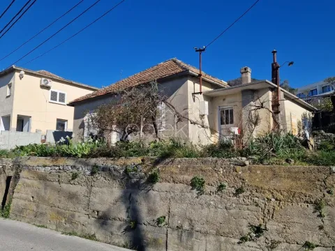 Prodaja, kuća, 485m², Tivat, Crna Gora - image 2