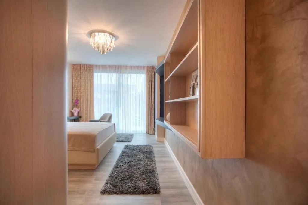 Rent, house, 180m², Prijevor, Budva