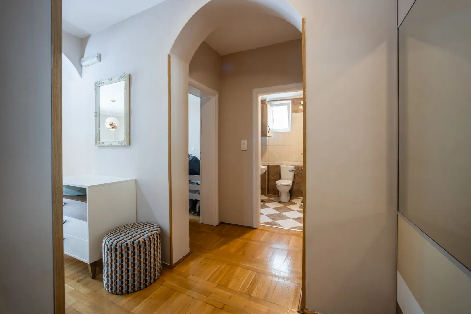 Prodaja, dvosoban stan, 70m², Gruda, Cetinje