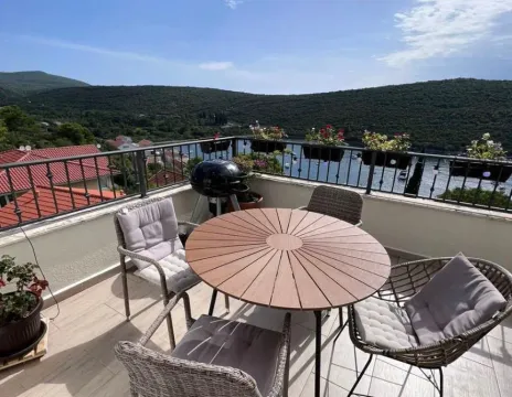 Rent, two bedroom apartment, 75m², Lješevići, Kotor - image 6