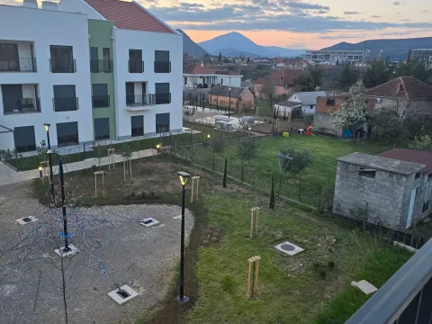 Izdavanje, jednosoban stan, 51m², Zabjelo, Podgorica - image 13
