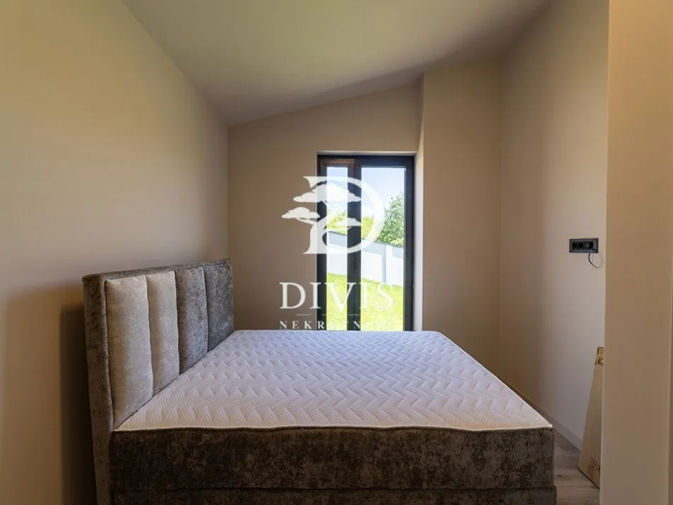Sale, house, 216m², Kosmaj, Sopot