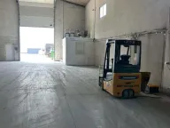 Izdavanje, poslovni prostor, 280m², Zemun Ugrinovci, Zemun Sve Podlokacije - image 2