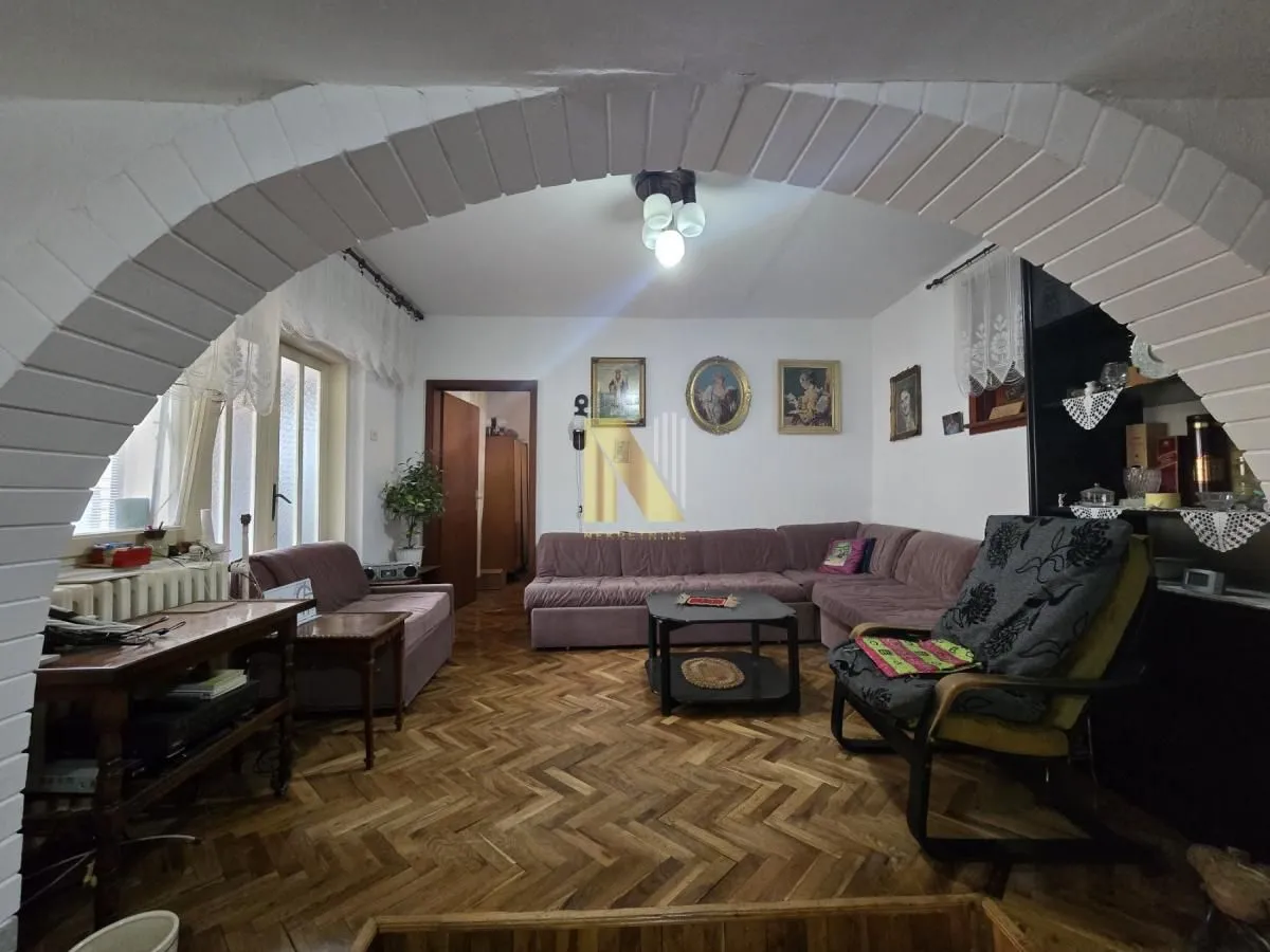 Prodaja, kuća, 122m², Podbara, Novi Sad Sve Podlokacije