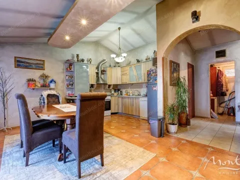 Sale, house, 219m², Dobrota, Kotor - image 13