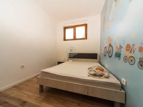 Rent, two bedroom apartment, 80m², Gornja Gorica, Podgorica - image 6