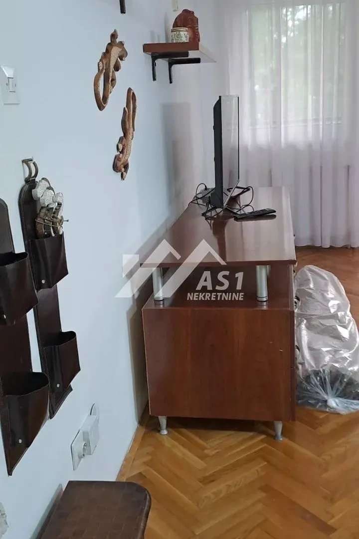 Izdavanje, jednosoban stan, 37m², Liman 1, Novi Sad Sve Podlokacije